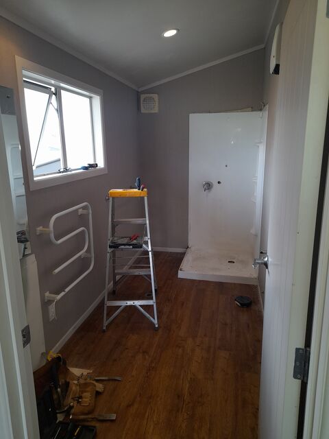 Hobson Ensuite
